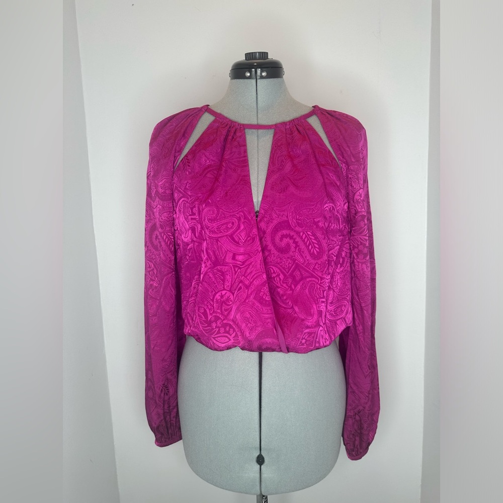 VERONICA BEARD
Sionne cutout silk-blend jacquard blouse